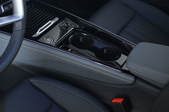 2026 Audi Q3 S line quattro - 23023992 - 24