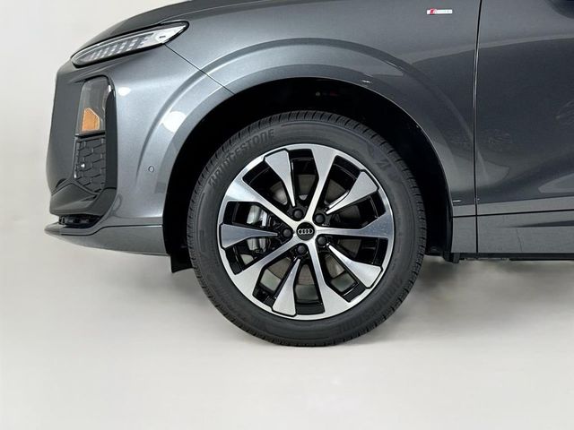 2026 Audi Q3 S line quattro - 23023995 - 27