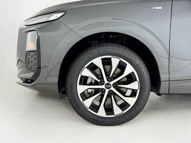 2026 Audi Q3 S line quattro - 23023999 - 27