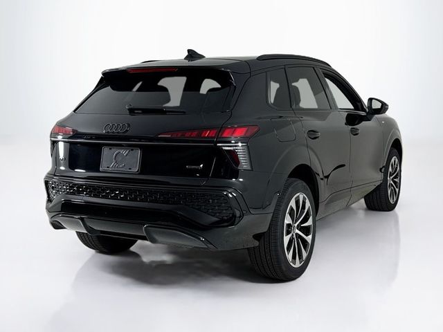 2026 Audi Q3 S line quattro - 23024007 - 4