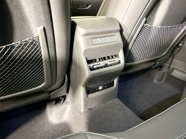 2026 Audi Q3 S line quattro - 23031879 - 16