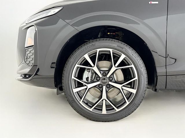 2026 Audi Q3 S line quattro - 23041068 - 25