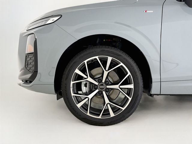 2026 Audi Q3 S line quattro - 23043241 - 27