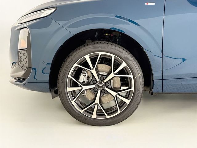 2026 Audi Q3 S line quattro - 23046175 - 26