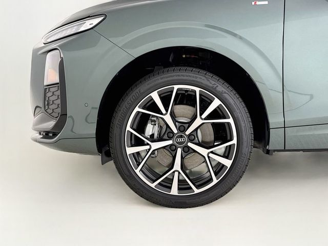 2026 Audi Q3 S line quattro - 23047093 - 26