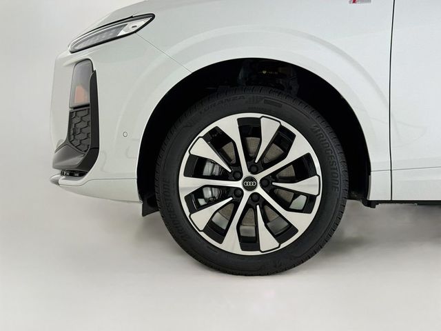 2026 Audi Q3 S line quattro - 23051196 - 26
