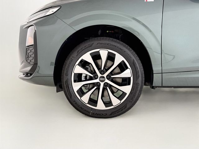 2026 Audi Q3 S line quattro - 23056183 - 26