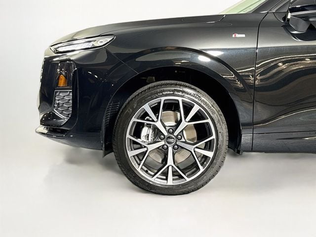 2026 Audi Q3 S line quattro - 23056899 - 20