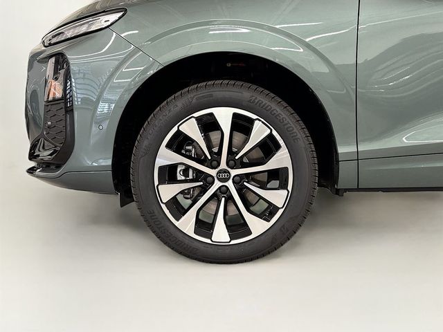 2026 Audi Q3 S line quattro - 23051699 - 22