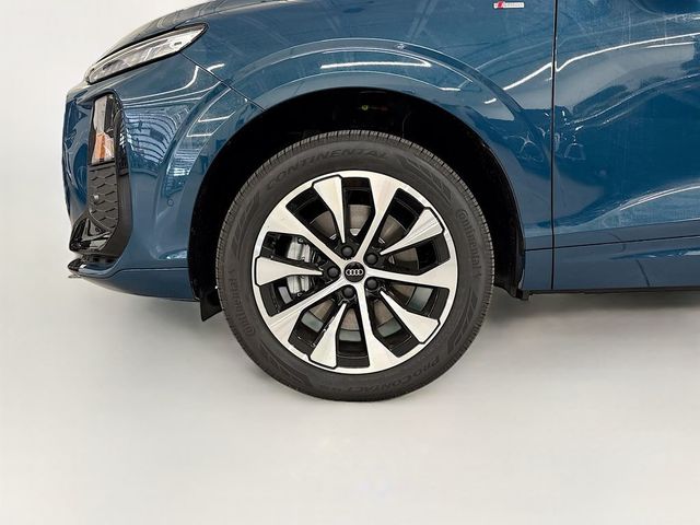 2026 Audi Q3 S line quattro - 23051702 - 22