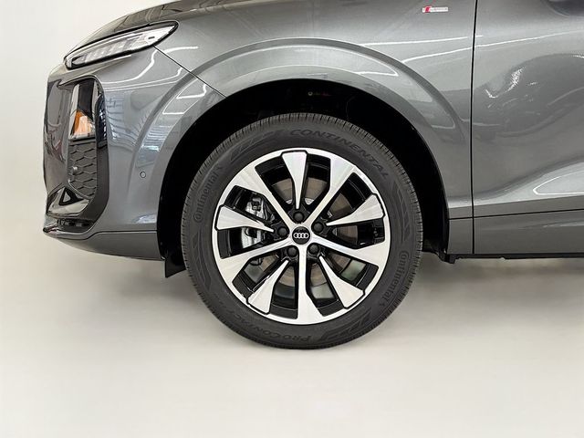 2026 Audi Q3 S line quattro - 23051782 - 24