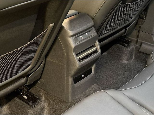 2026 Audi Q3 S line quattro - 23052104 - 16