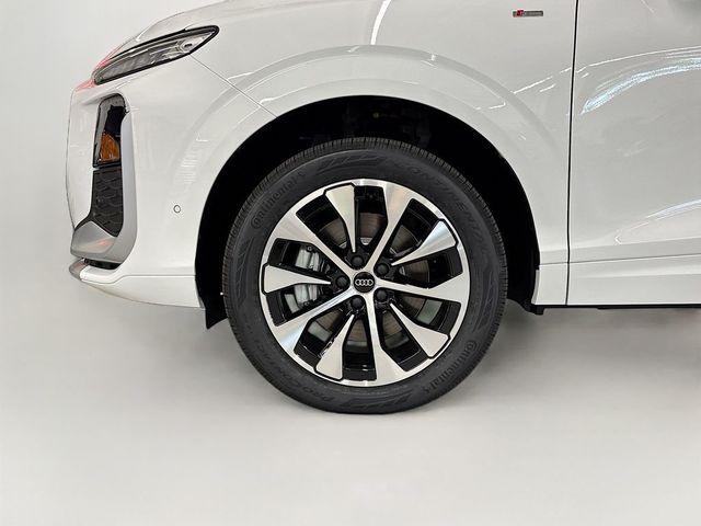 2026 Audi Q3 S line quattro - 23052104 - 23