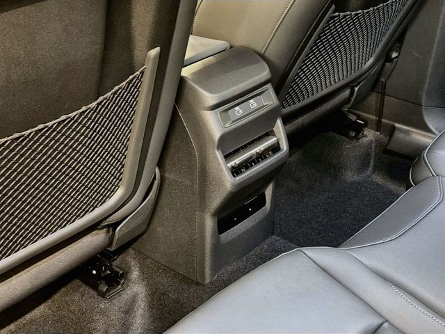 2026 Audi Q3 S line quattro - 23072196 - 16