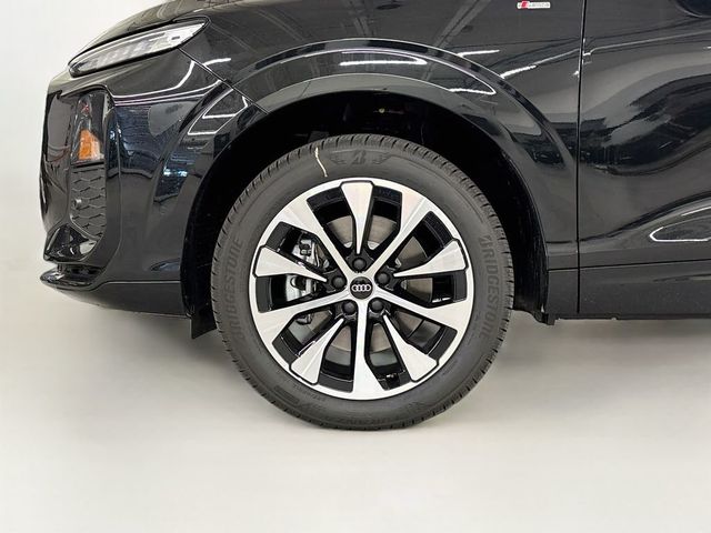 2026 Audi Q3 S line quattro - 23072197 - 24