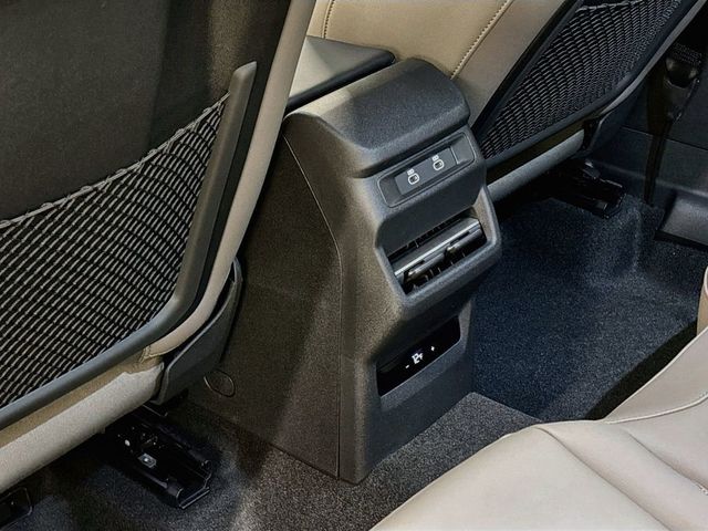 2026 Audi Q3 S line quattro - 23072213 - 16