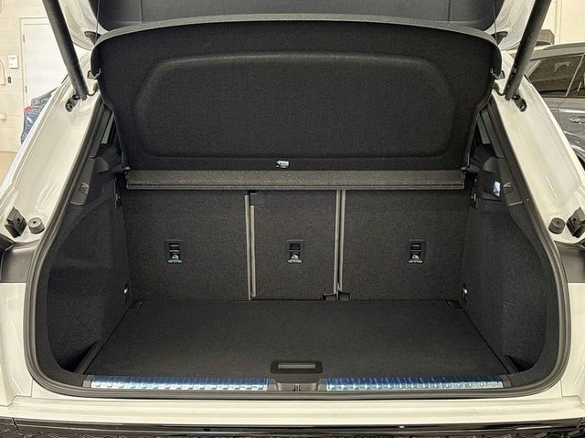 2026 Audi Q3 S line quattro - 23072213 - 23