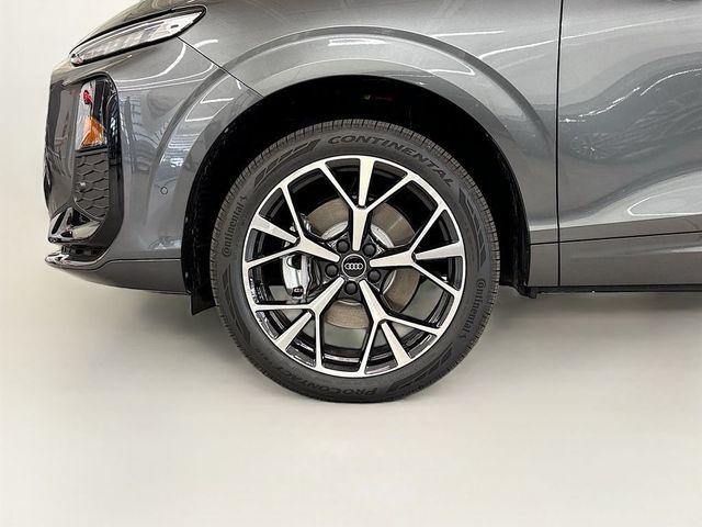 2026 Audi Q3 S line quattro - 23073291 - 22