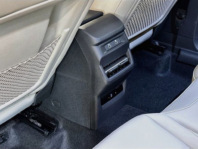2026 Audi Q3 S line quattro - 23084574 - 16