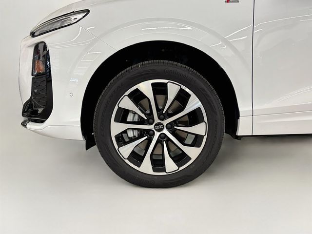2026 Audi Q3 S line quattro - 23085443 - 25
