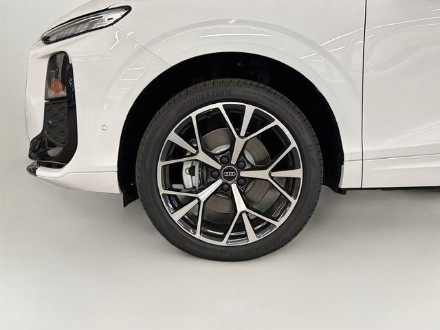2026 Audi Q3 S line quattro - 23086013 - 24