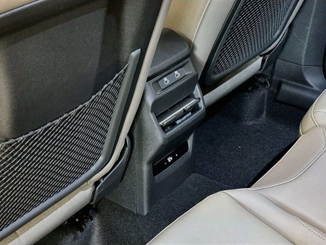 2026 Audi Q3 S line quattro - 23086982 - 16