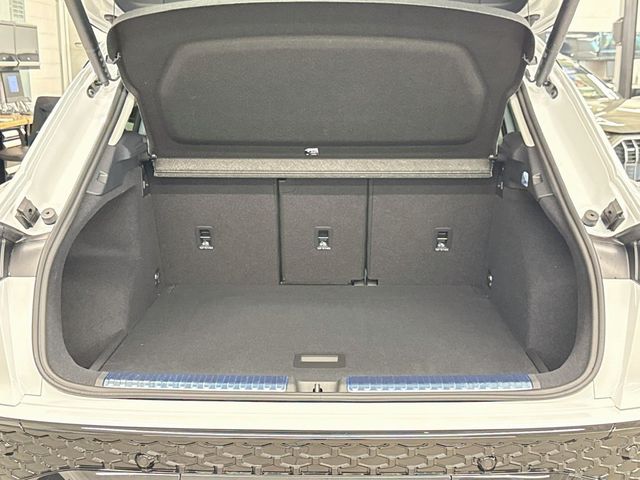 2026 Audi Q3 S line quattro - 23091551 - 22