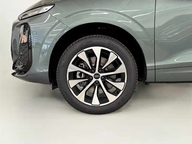 2026 Audi Q3 S line quattro - 23099358 - 22