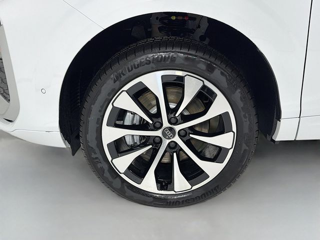 2026 Audi Q3 S line quattro - 22992441 - 33