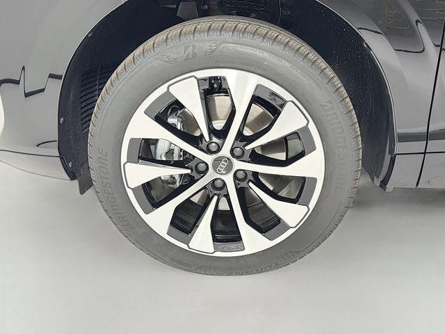 2026 Audi Q3 S line quattro - 23014158 - 32