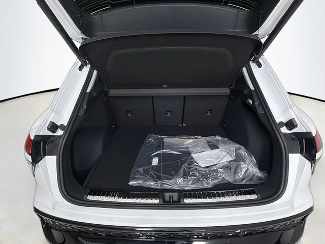 2026 Audi Q3 S line quattro - 23049029 - 28