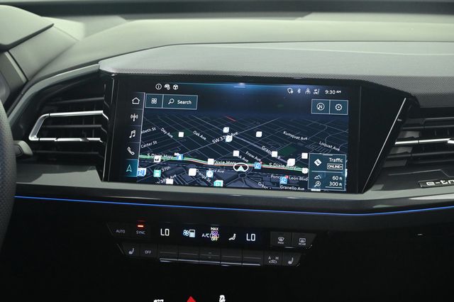 2026 Audi Q4 e-tron Premium Plus 55 quattro Sportback - 22920758 - 11