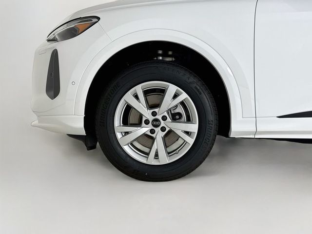 2026 Audi Q5 Premium 2.0 TFSI quattro - 23050615 - 24