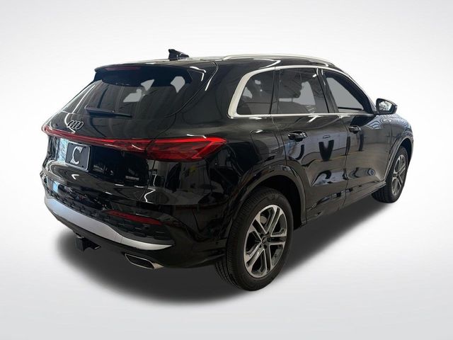 2026 Audi Q5 Premium 2.0 TFSI quattro - 23101216 - 4