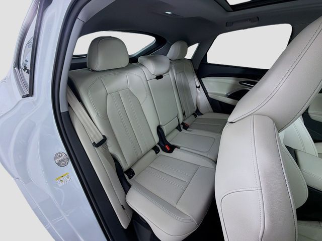 2026 Audi Q5 Sportback  - 22999018 - 28