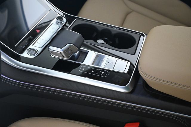 2026 Audi Q7 55 Premium Plus - 22975654 - 18