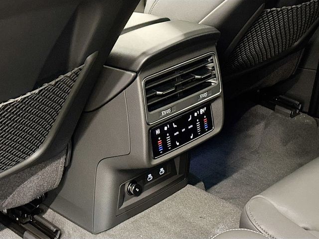 2026 Audi Q7 55 Premium Plus - 23070279 - 16