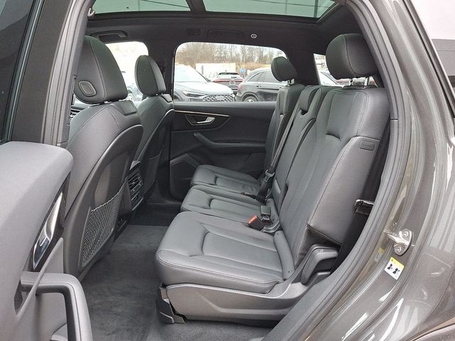 2026 Audi Q7 Premium 55 TFSI quattro - 22955777 - 7