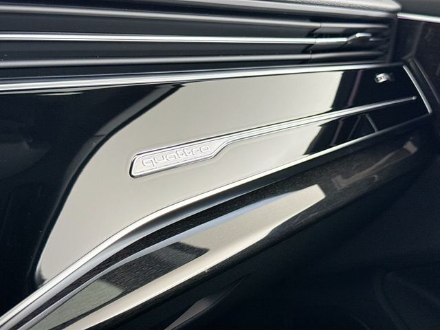 2026 Audi Q7 S line Premium Plus 55 quattro - 23026372 - 17