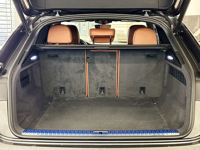 2026 Audi Q8 Premium Plus quattro - 23052036 - 24