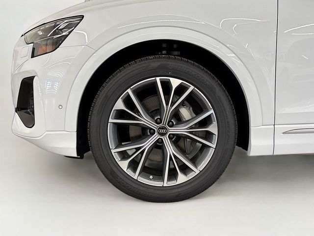 2026 Audi Q8 Premium Plus quattro - 23056443 - 24