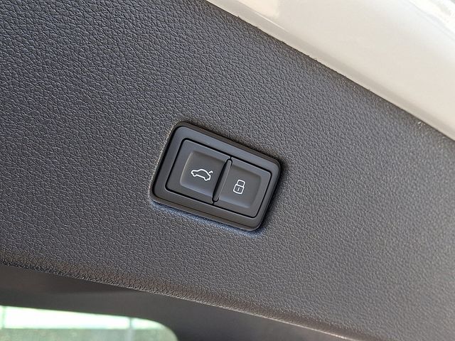 2026 Audi Q8 Premium Plus quattro - 22980107 - 22