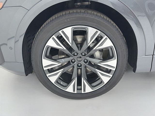 2026 Audi Q8 Premium Plus quattro - 22980108 - 33