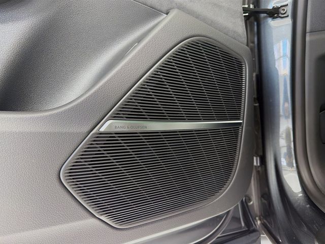 2026 Audi Q8 Prestige quattro - 22954165 - 18