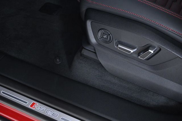 2026 Audi RS Q8 performance quattro - 22961728 - 17