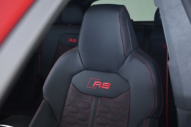 2026 Audi RS Q8 performance quattro - 22961728 - 23