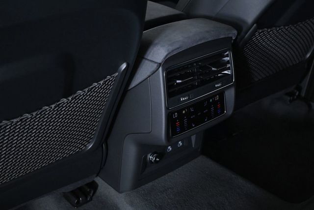 2026 Audi RS Q8 performance quattro - 22977156 - 16