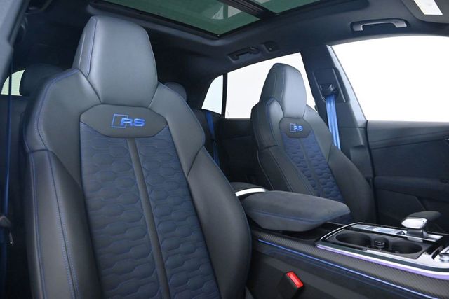 2026 Audi RS Q8 performance quattro - 22996356 - 14