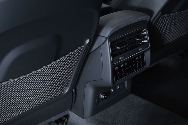 2026 Audi RS Q8 performance quattro - 22996356 - 16