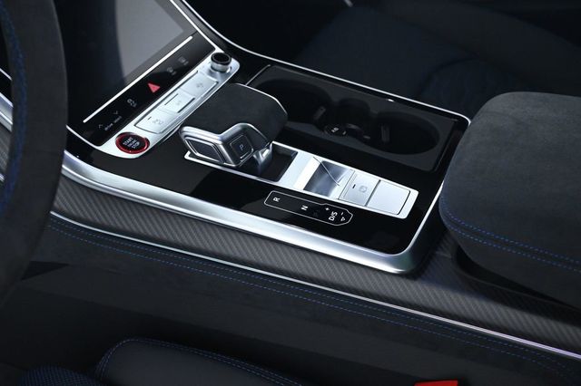 2026 Audi RS Q8 performance quattro - 22996356 - 24